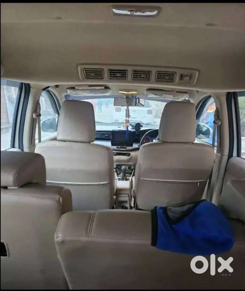 Maruti Suzuki Ertiga Zxi Cng Top Model 2024