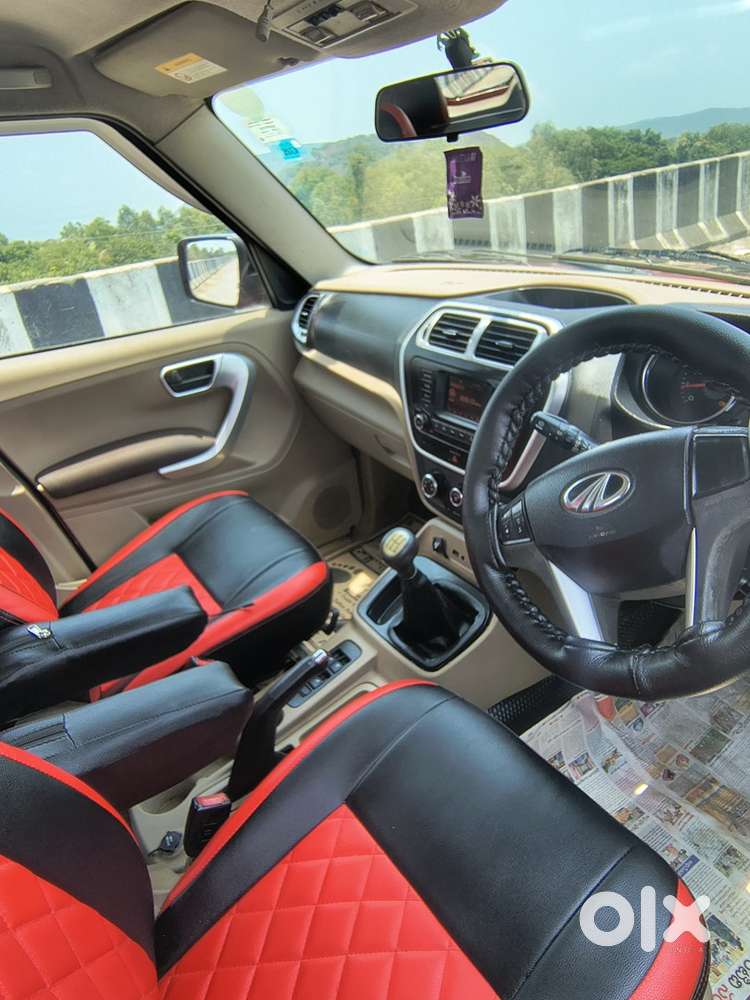 Mahindra Tuv 300
