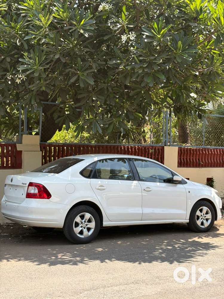 Skoda Rapid Ultima 2012