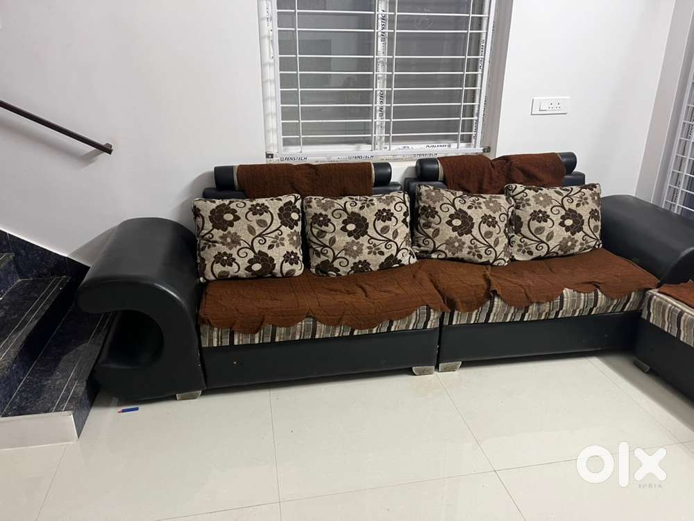 Sofa with 6 seater