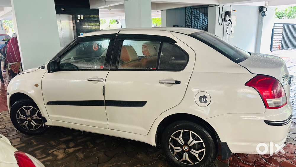 Maruti Swift Dzire 2010