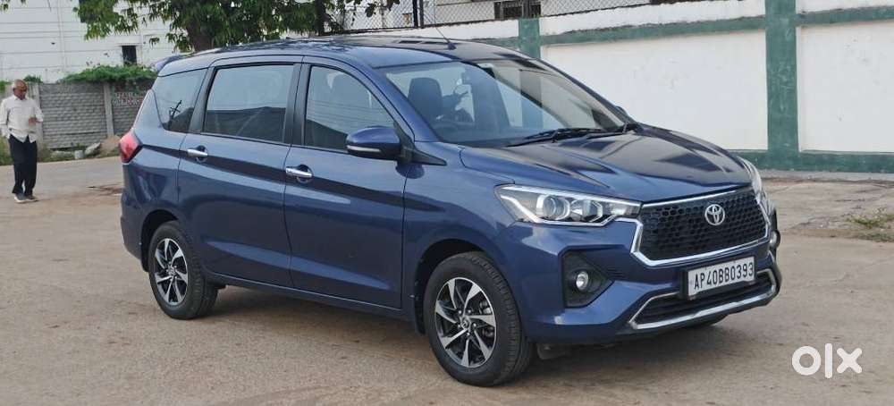 Toyota Rumion V Mt, 2023, Petrol