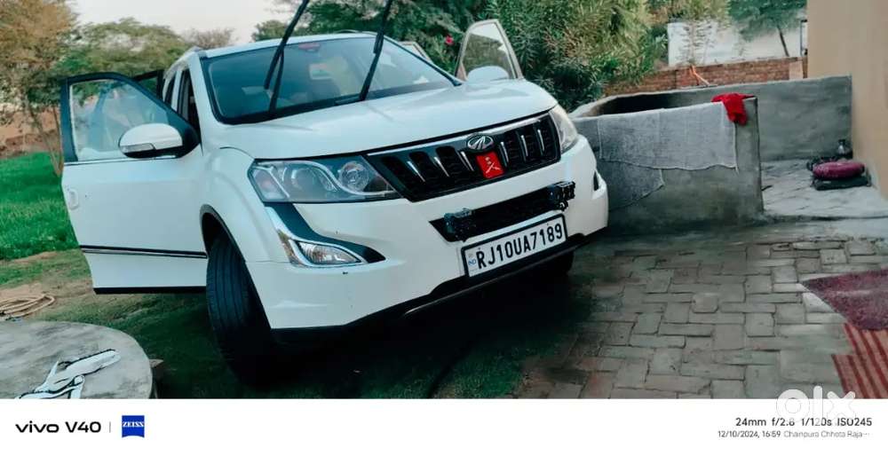 Mahindra Xuv500 2018 Diesel Well Maintained