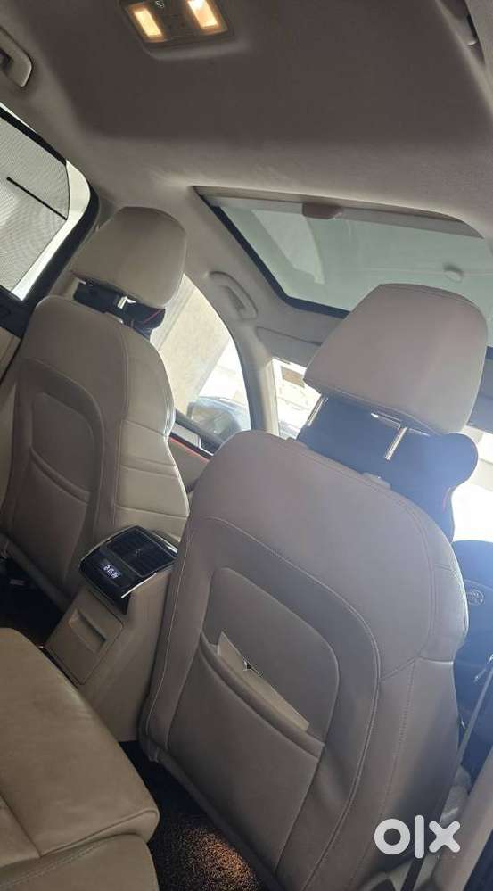 Skoda Superb Style 1.8 Tsi At, 2017, Petrol