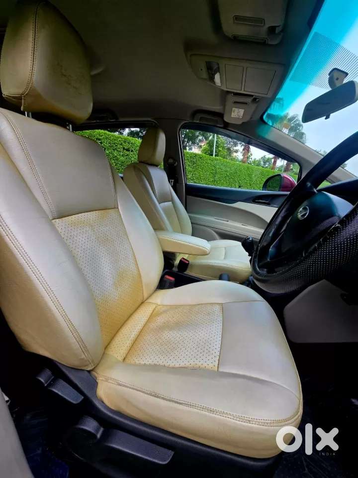 Mahindra Marazzo M4, 2019, Diesel