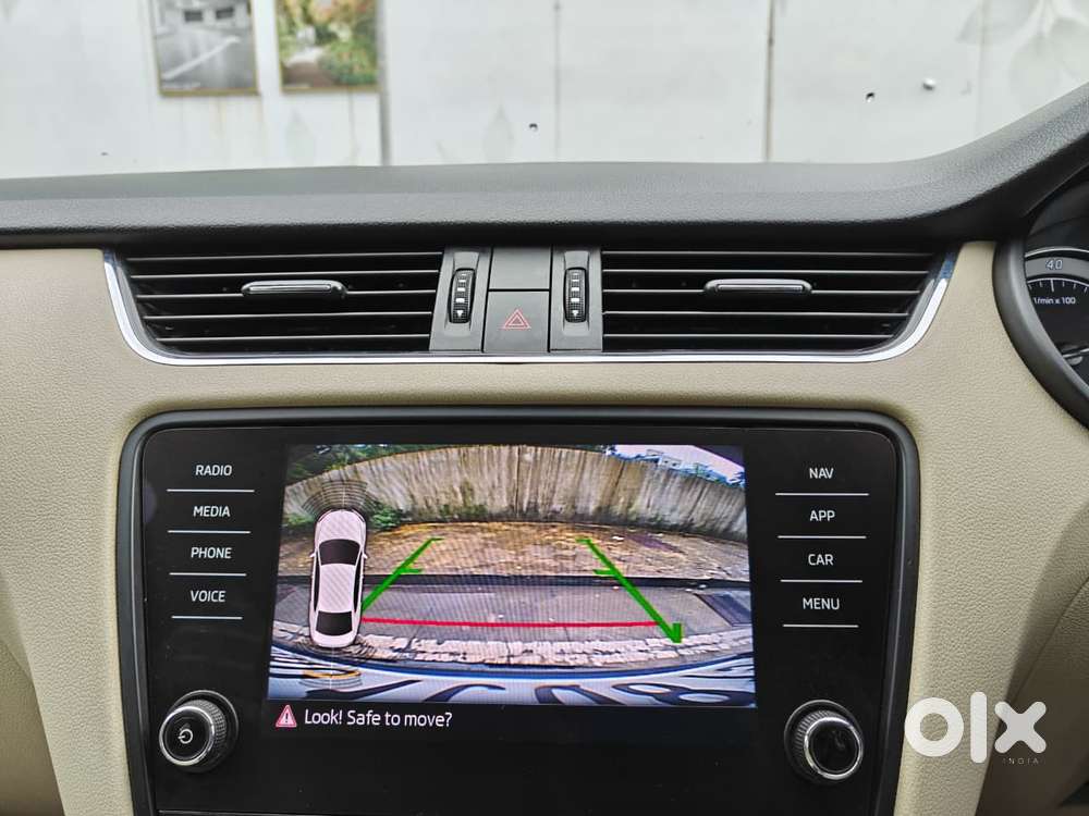 Skoda Octavia 2.0 L K Tsi At, 2018, Petrol