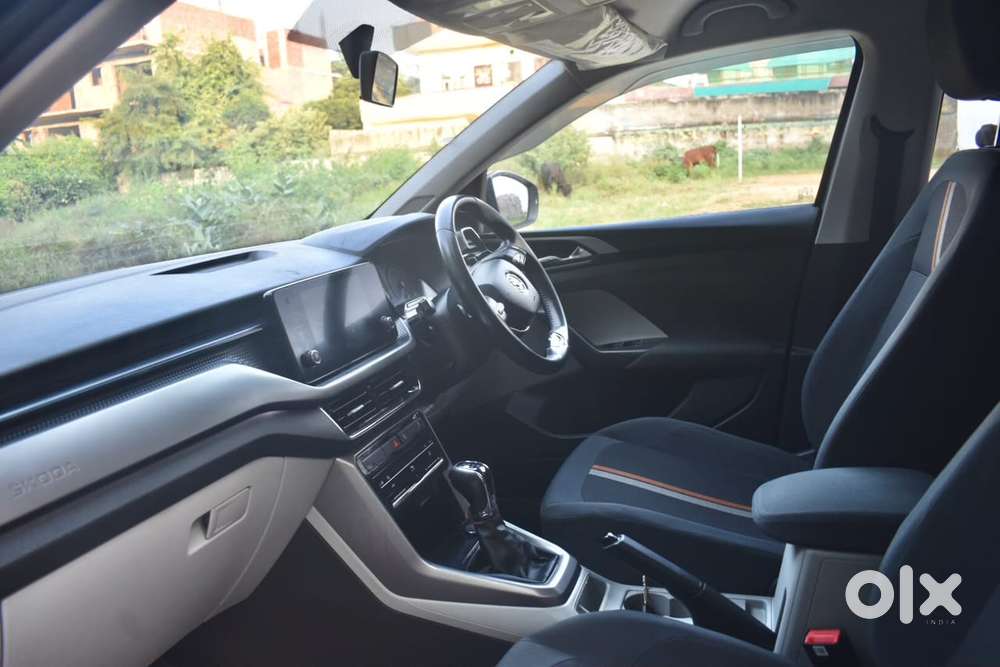 Skoda Kushaq 1.0 Tsi Ambition At, 2023, Petrol