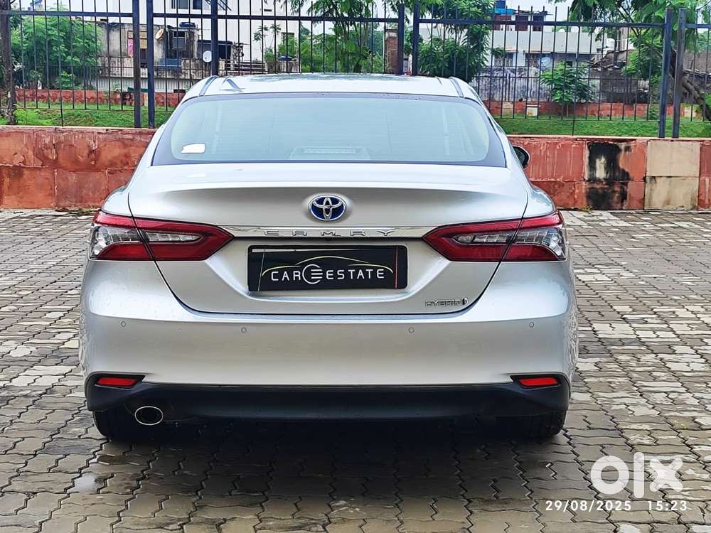 Toyota Camry Hybrid, 2024, Petrol