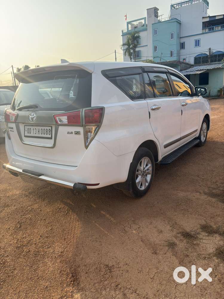 Toyota Innova Crysta 2.8 Zx At, 2017, Diesel