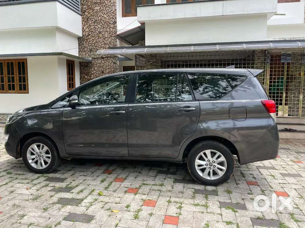 Toyota Innova Crysta 2017 Diesel Manual Car