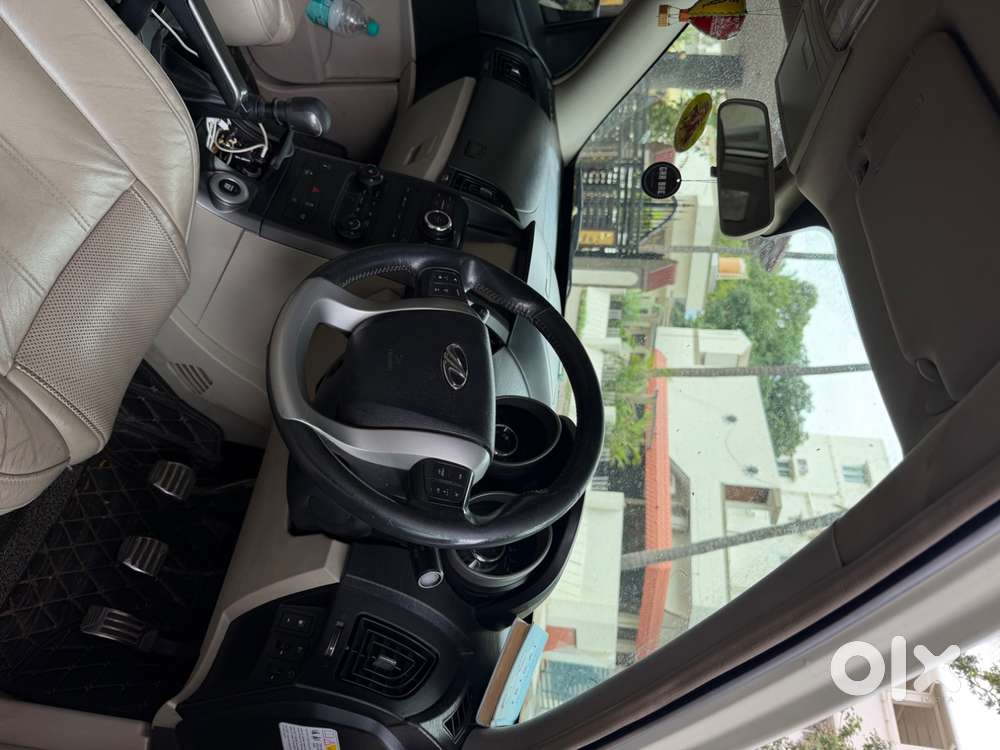 Mahindra Xuv500 – Fully Loaded  Great Condition  Diesel