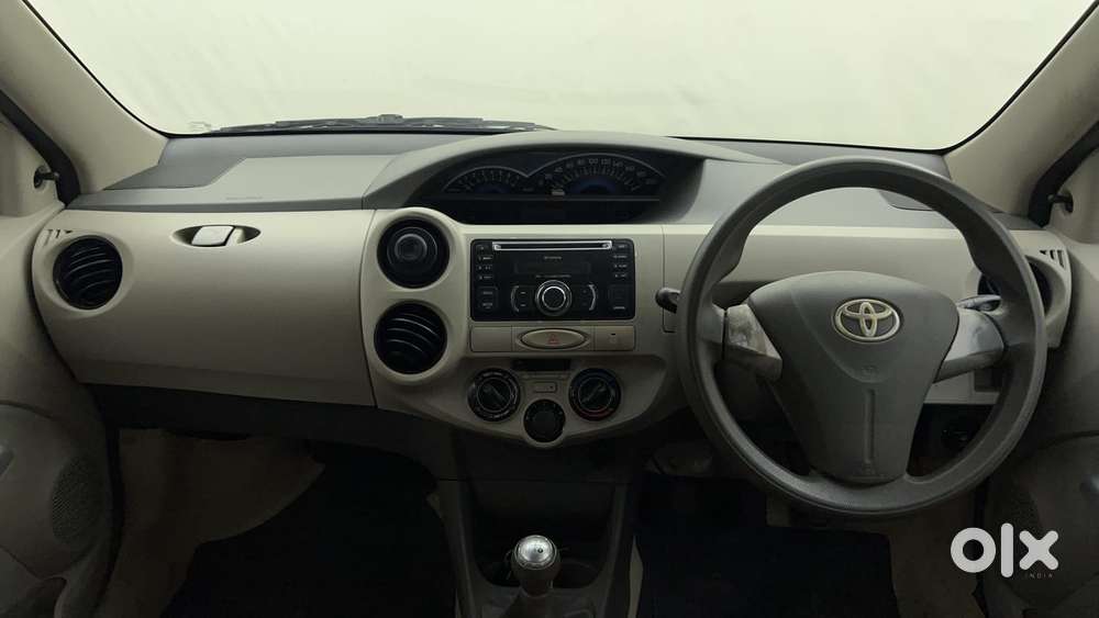 Toyota Etios Liva V, 2014, Petrol
