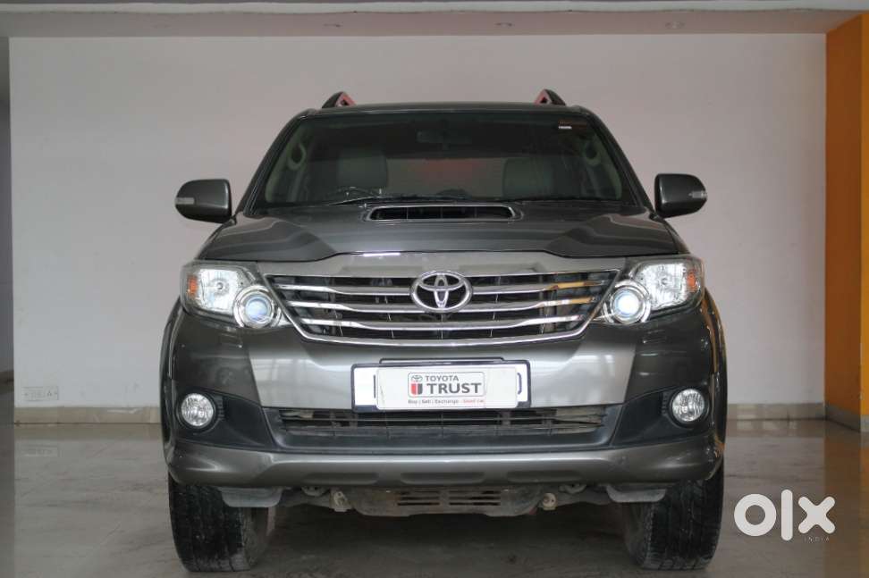 Toyota Fortuner 3.0 4x4 Manual, 2014, Diesel