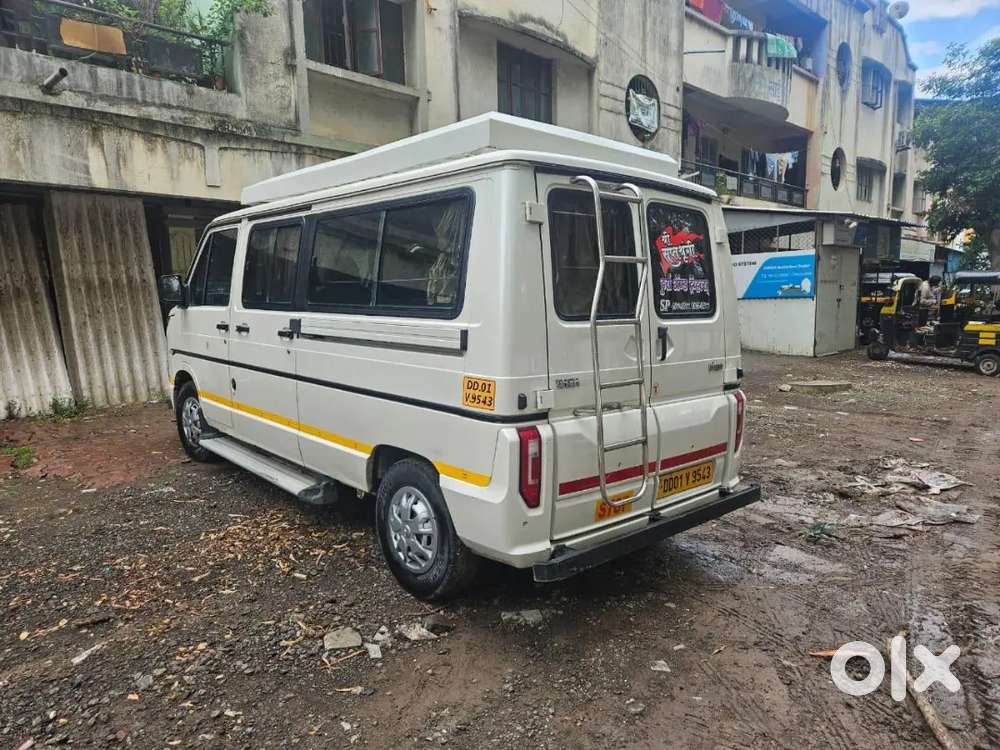 Tata Winger Deluxe 2022 With Kms