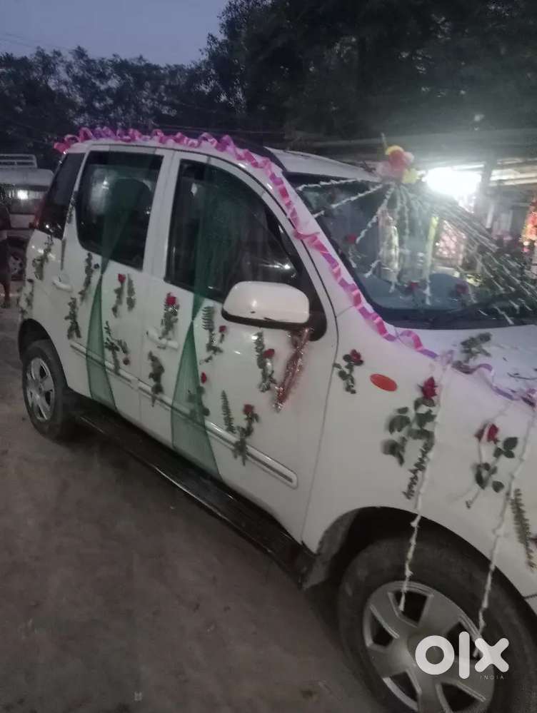 Ekdam First Class Gadi Hai