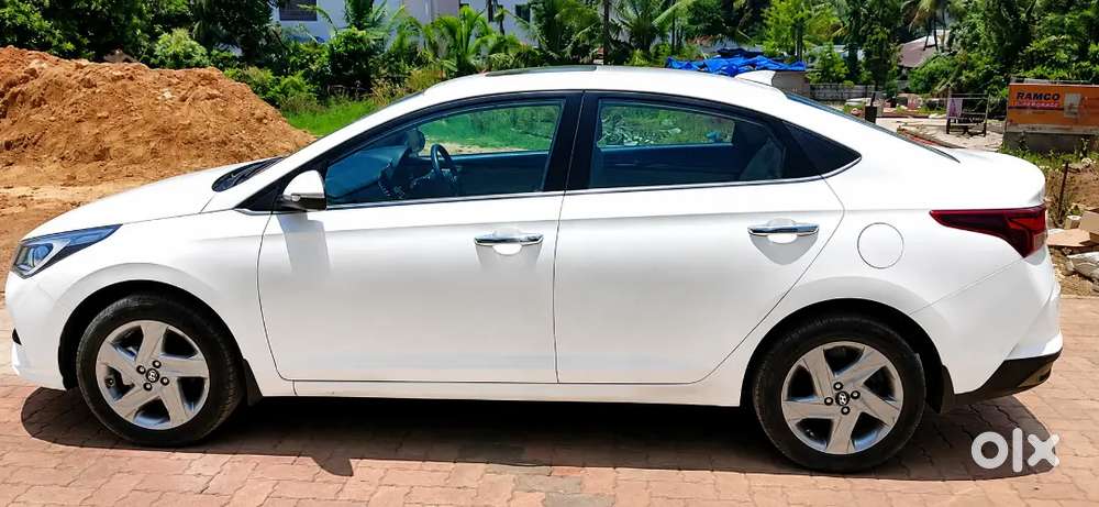 Hyundai Verna Sx 2022  Petrol&cng