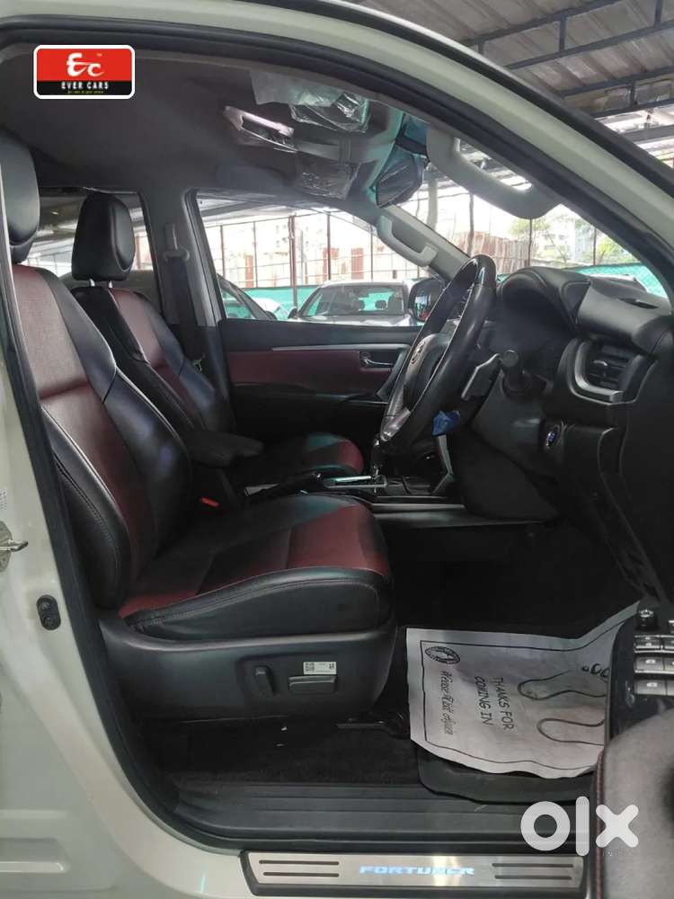 Toyota Fortuner Legender, 2022, Diesel