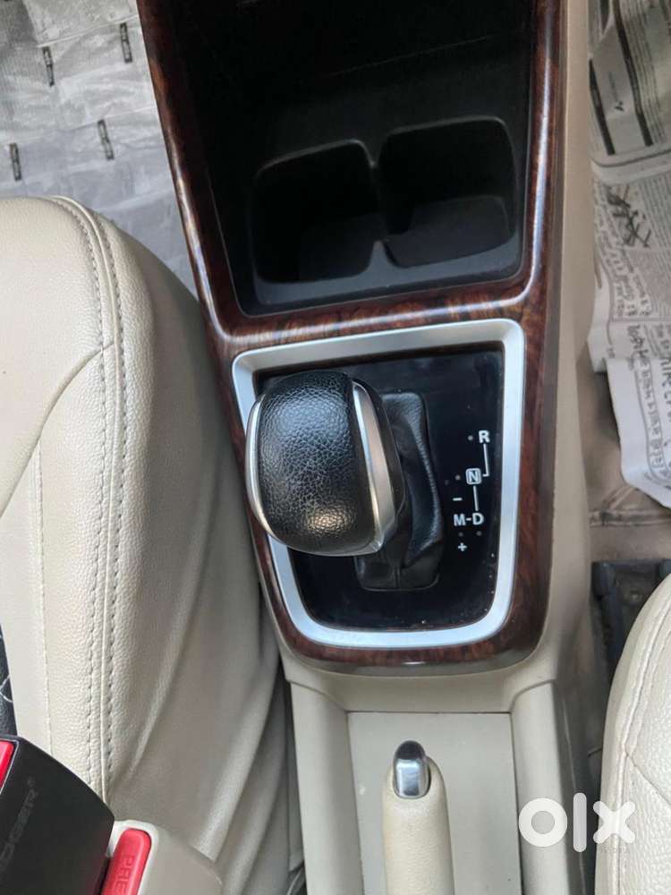 Maruti Suzuki Dzire 1.2 Vxi Amt, 2019, Petrol
