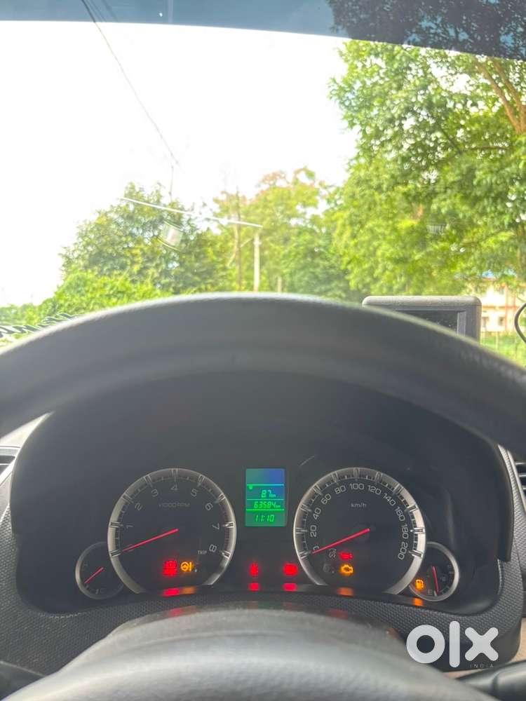 Swift Dzire Maruti 2014 Decembar
