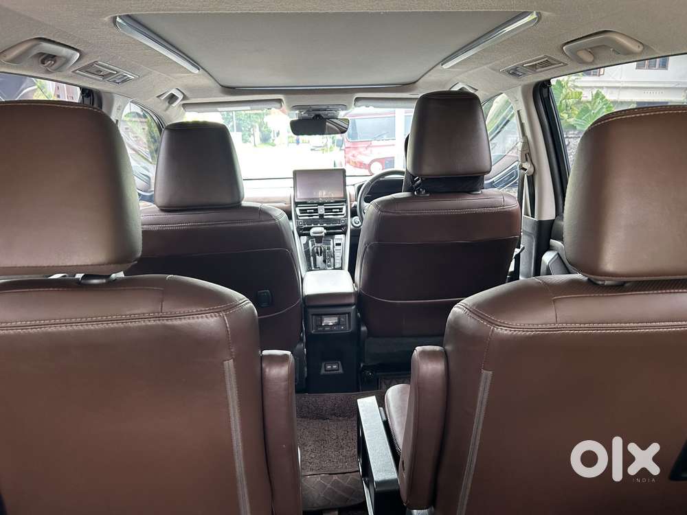 Toyota Innova Hycross Zx(o), 2023, Petrol
