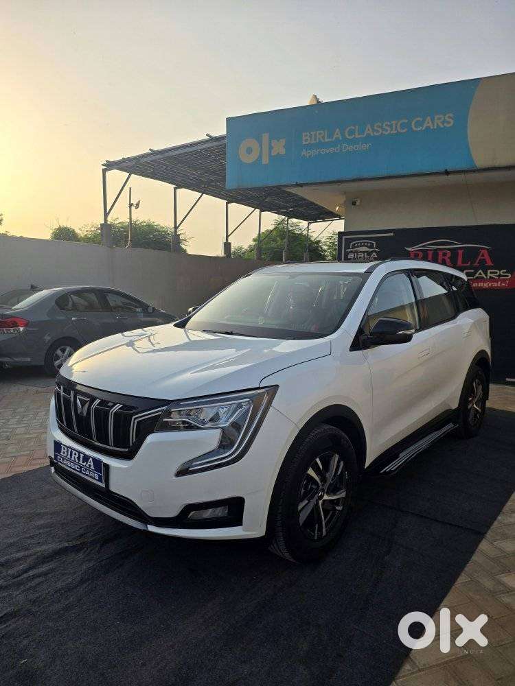 Mahindra Xuv700 2.2 Ax 5 Diesel At 7 Str, 2022, Diesel