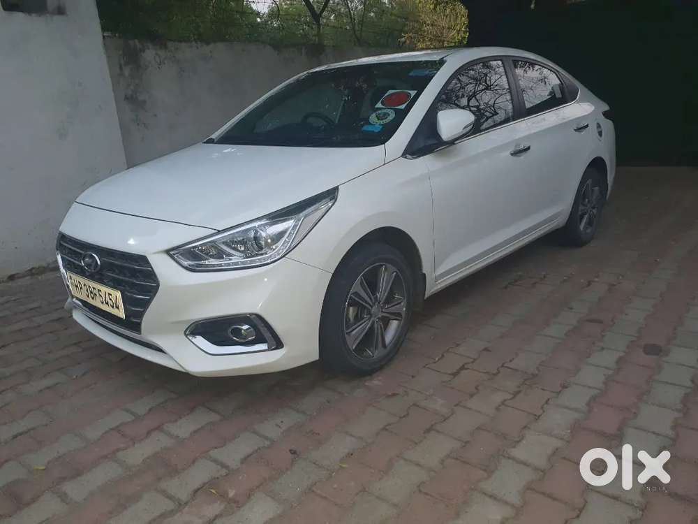 Hyundai Verna 2018 Petrol 48000 Km Driven.