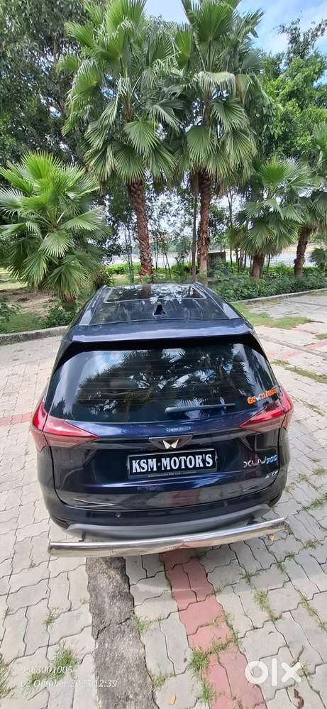 Mahindra Xuv700 2.0 Ax 7 Petrol At Str, 2022, Diesel