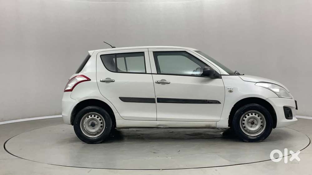 Maruti Suzuki Swift 1.2 Lxi (o), 2017, Petrol