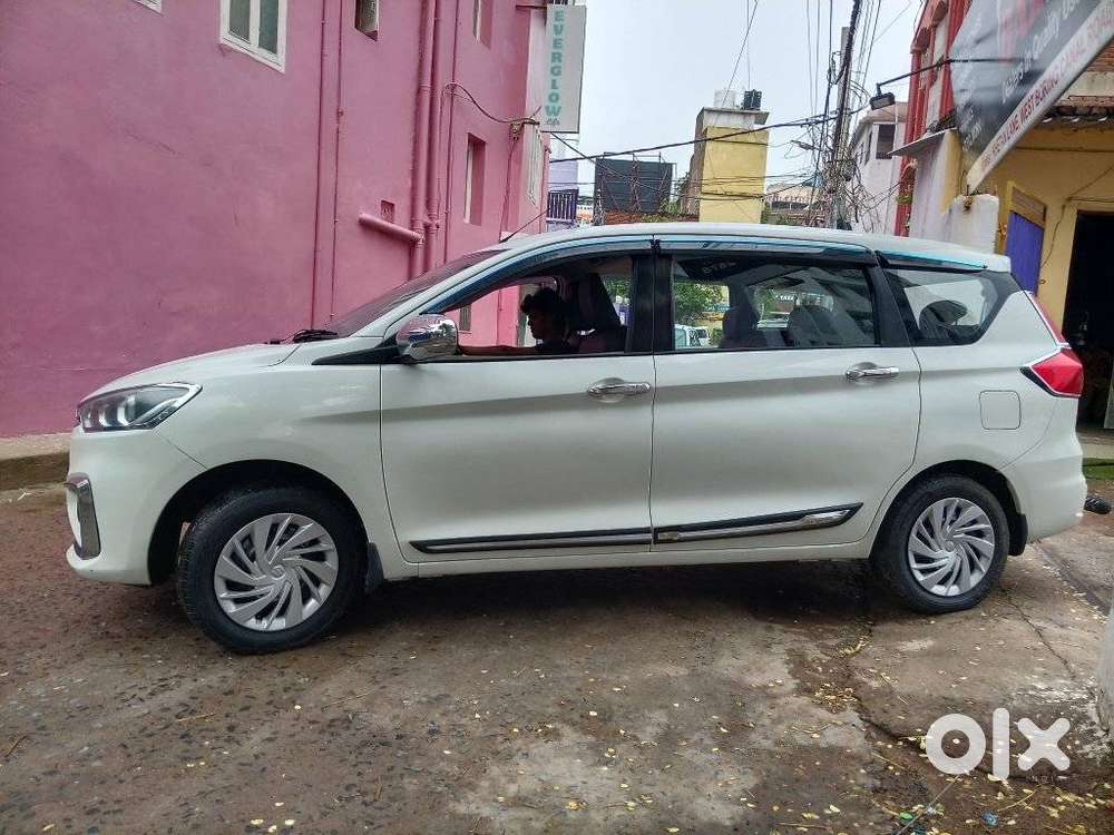 Maruti Suzuki Ertiga Vxi, 2022, Cng & Hybrids