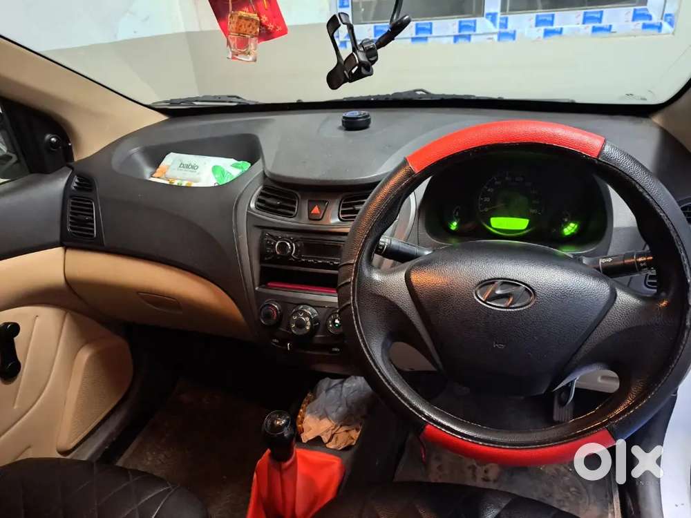 Hyundai Eon 2015 Petrol Well Maintained.