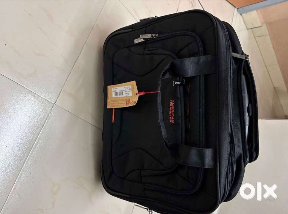 American Tourister office bag