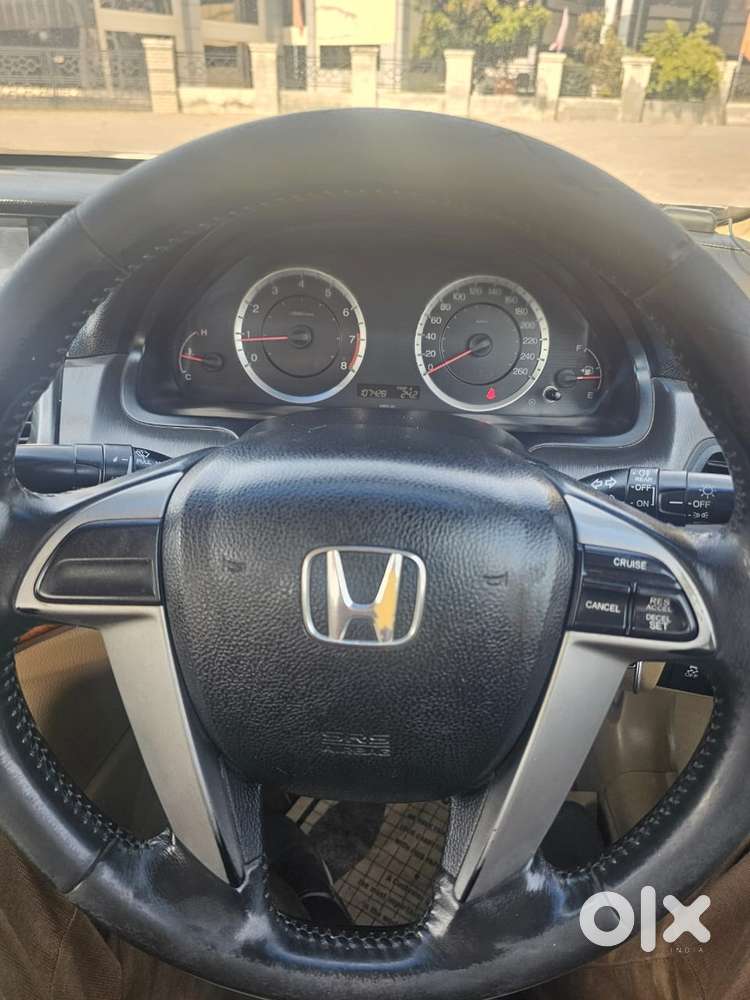 Honda Accord 2.4 Manual, 2011, Petrol
