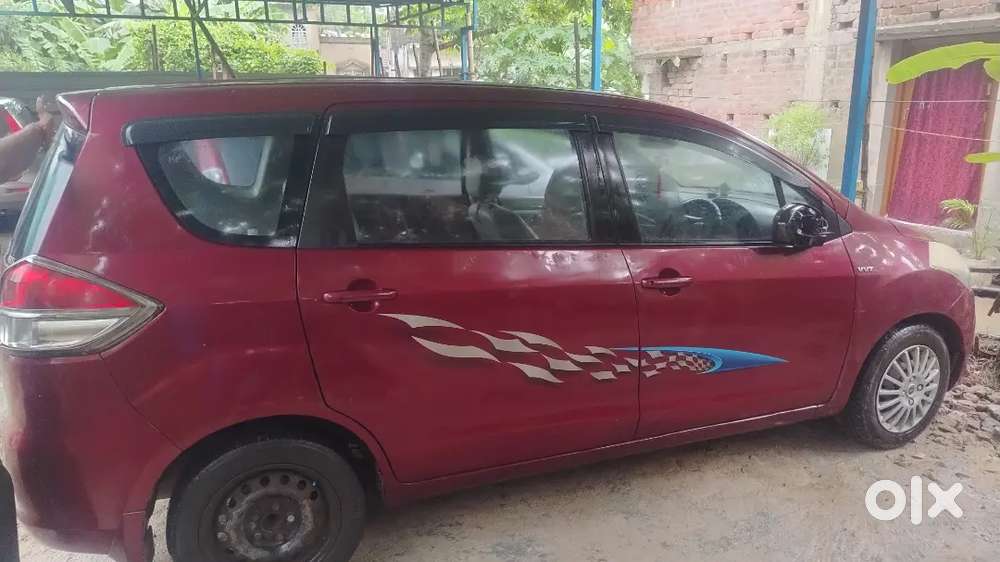 Maruti Suzuki Ertiga 2013 Petrol - Excellent Condition