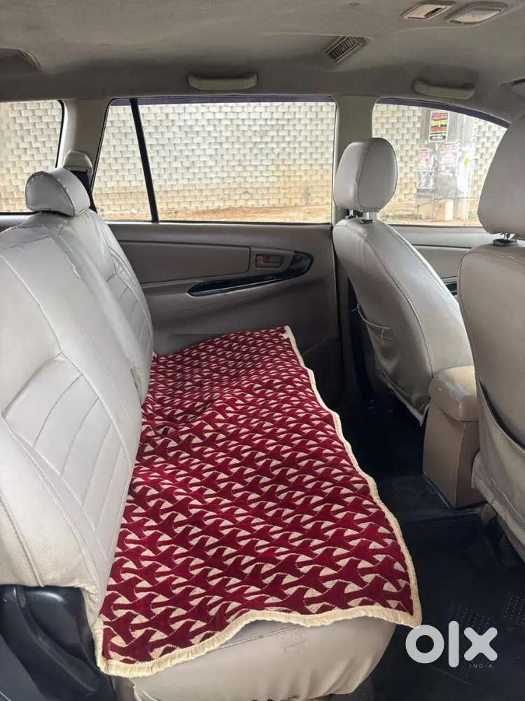 Toyota Innova 2015 Diesel Well Maintained