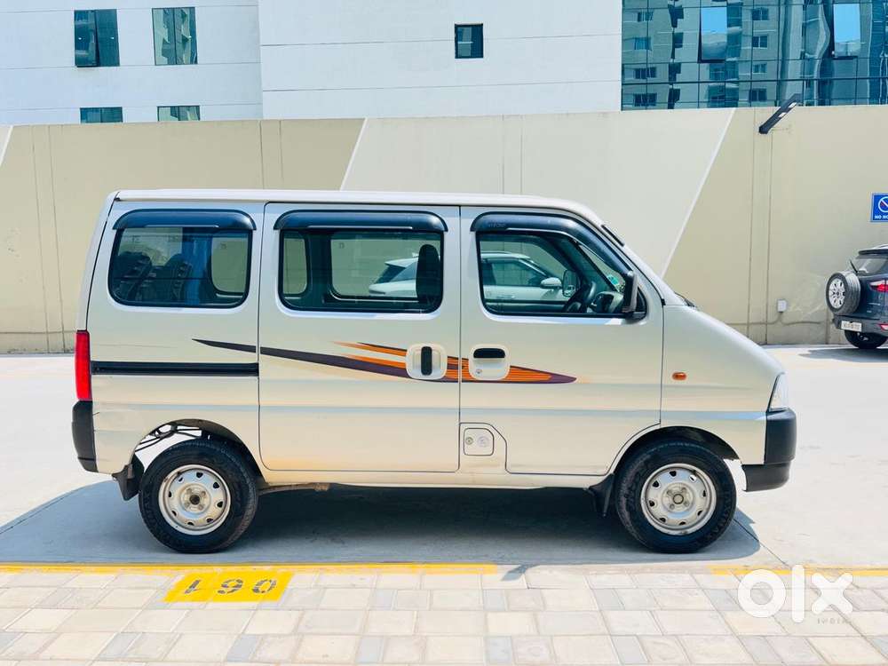 Maruti Suzuki Eeco 1.2 5 Str Std(o), 2022, Petrol