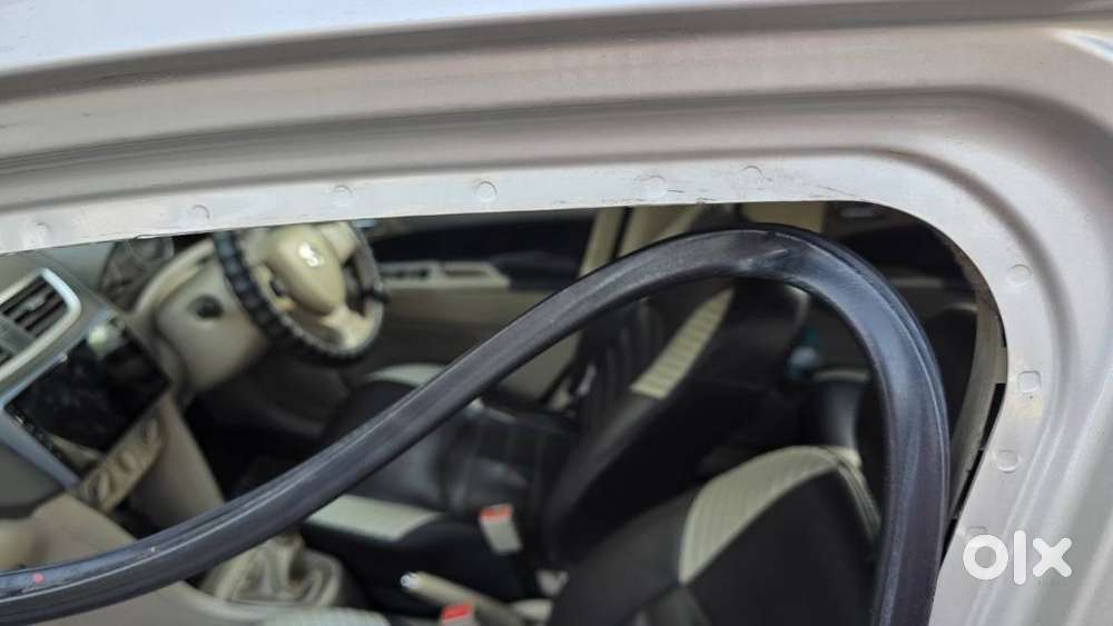 Maruti Suzuki Ertiga 2012-2015 Vxi Cng, 2015, Cng & Hybrids