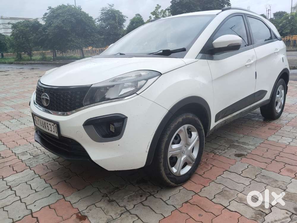 Tata Nexon 1.5 Revotorq Xt, 2018, Diesel
