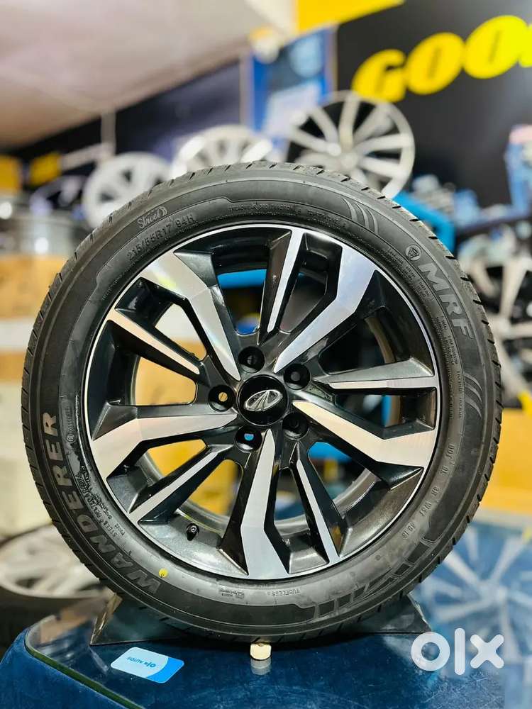 17inch XUV 300 W8 Top Model Alloy wheels set of 4 with Tyres Spare