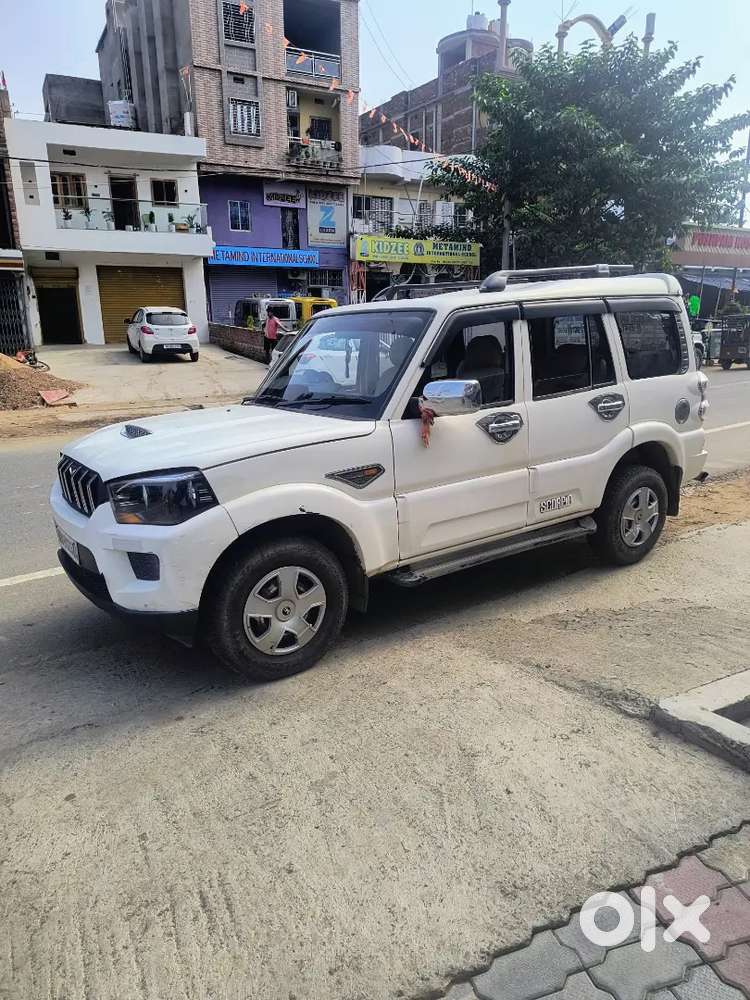 Mahindra Scorpio Classic 2015 Diesel 121000 Km Driven