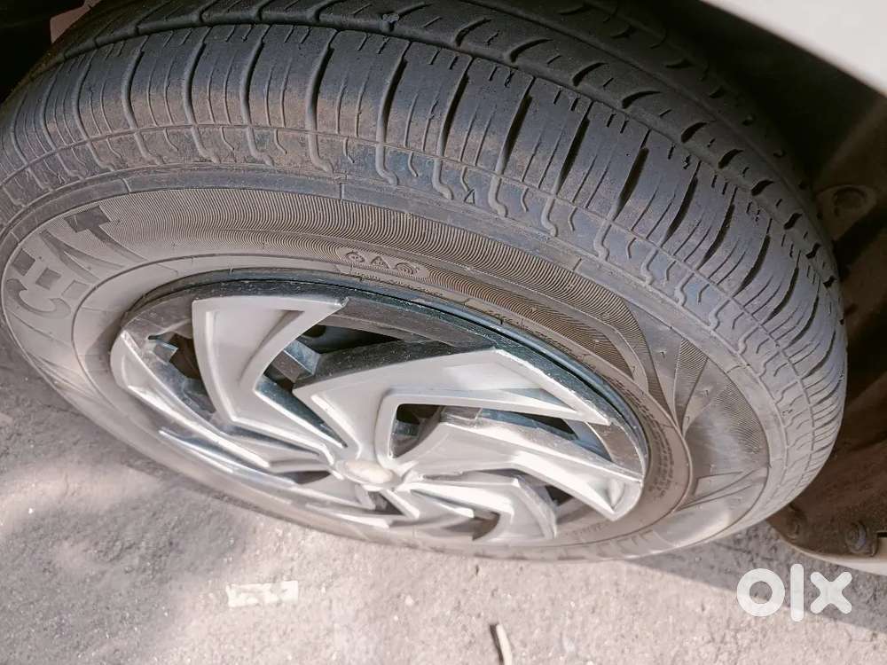 Maruti Suzuki Swift Dzire 2014 Petrol Well Maintained