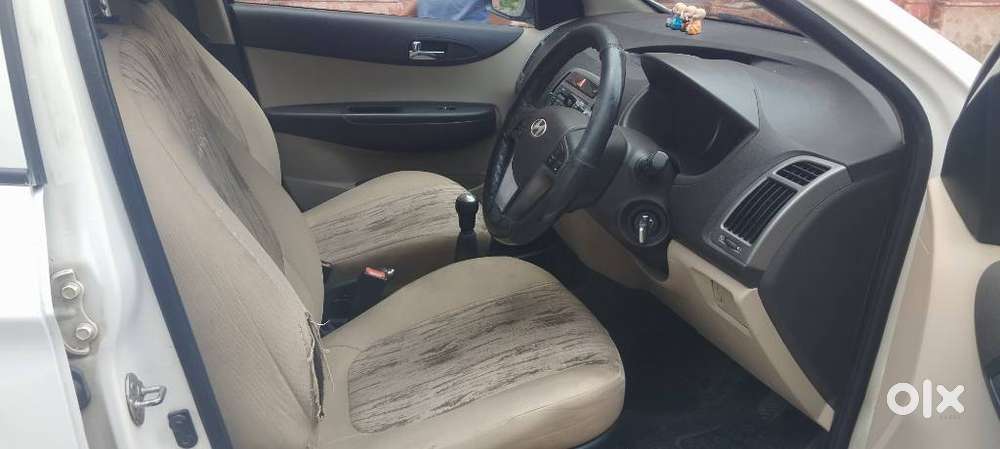 Hyundai I20 Petrol Spotz, 2014, Petrol