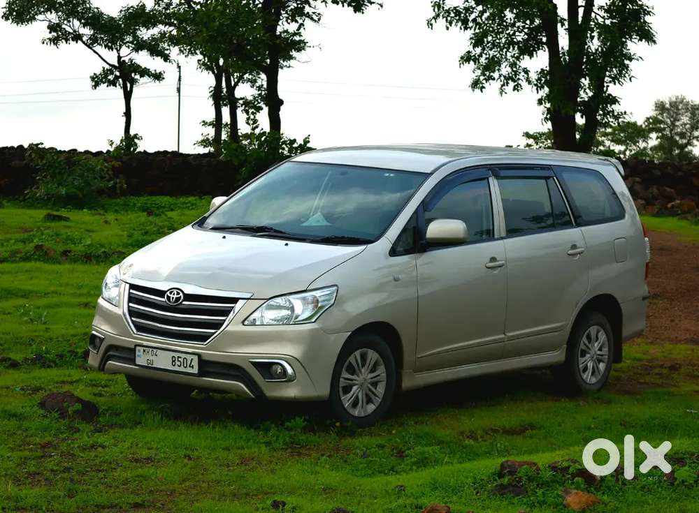 Toyota Innova 2015 Diesel Well Maintained