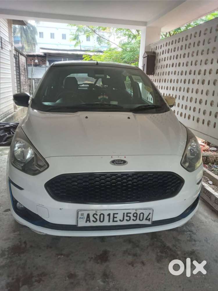 Ford Figo Titanium Blu 2020