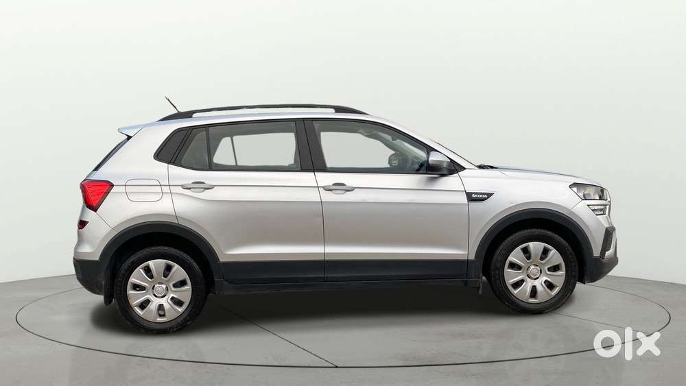 Skoda Kushaq 1.0 Tsi Active, 2022, Petrol