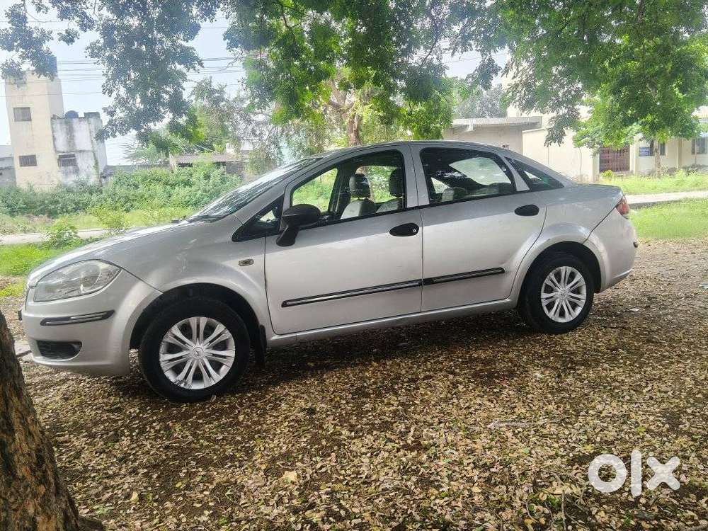 Fiat Linea 1.3 Multijet Active, 2011, Petrol