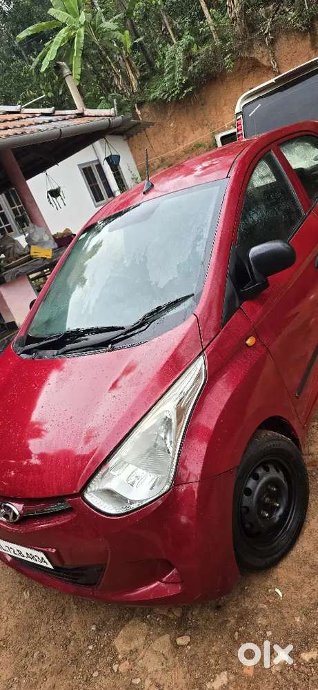 Hyundai Eon 2017 Petrol 102000 Km Driven