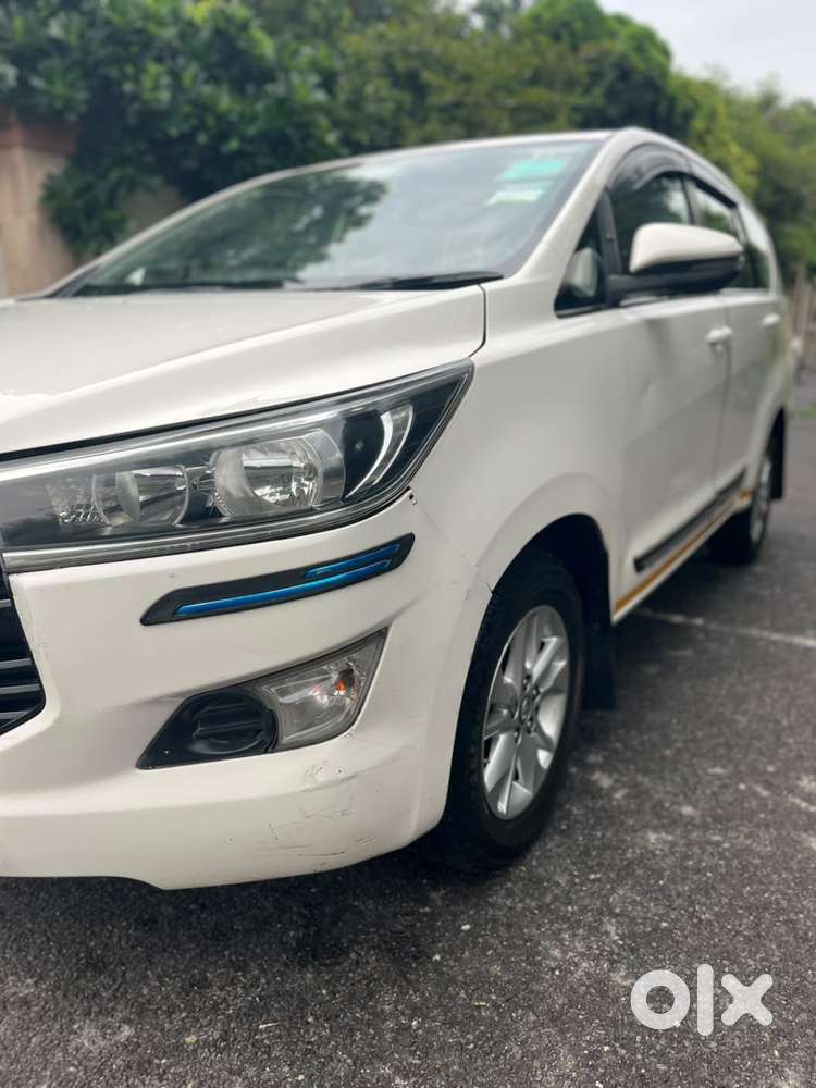 Toyota Innova Crysta 2.4 G Mt, 2019, Diesel