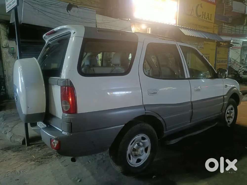 Tata Safari Lx Dicor 2013 Diesel Parking Problem