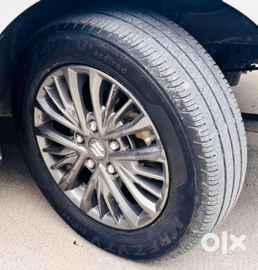 Maruti Suzuki Ertiga Zxi At Petrol, 2019, Petrol