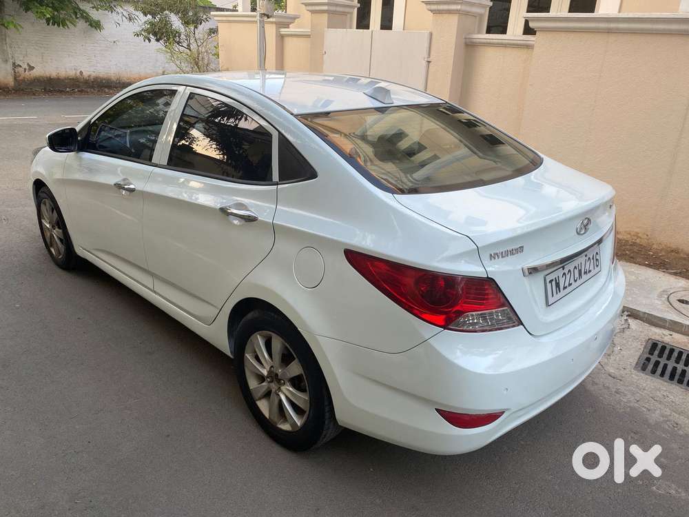 Hyundai Fluidic Verna 1.6 Vtvt S (o) Automatic, 2011, Petrol